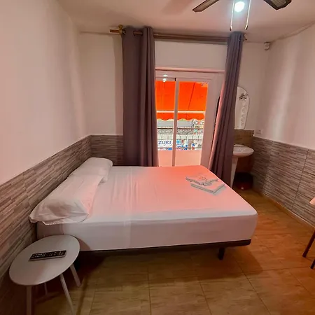 Rosa Vendégház Benidorm