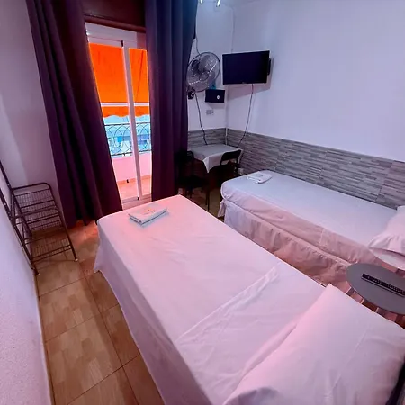 Rosa Pensión Benidorm