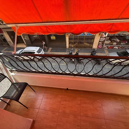 Rosa ゲストハウス *