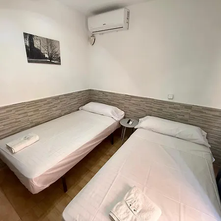 Rosa ゲストハウス ベニドルム