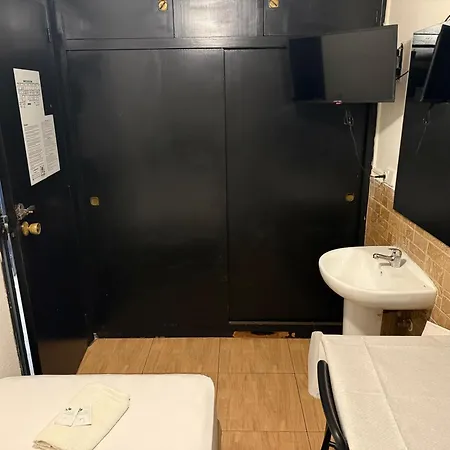 Rosa ゲストハウス